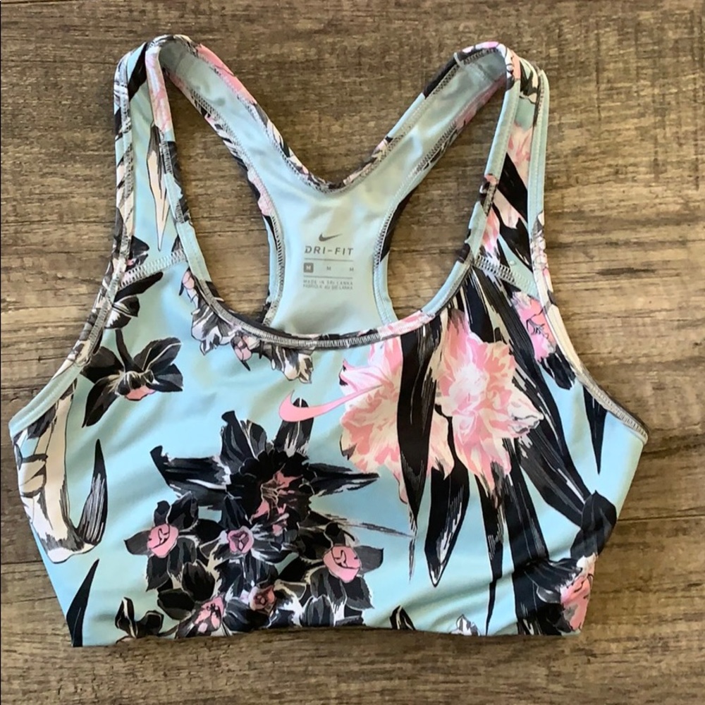 Nike sports bra